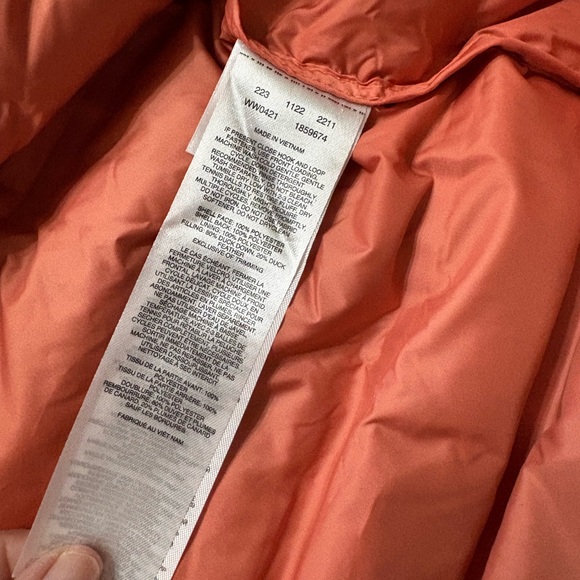 Columbia Women’s Lake 22 Long Down Hooded Coat NWT - Picture 9 of 12